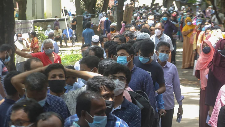 মূল সমস্যায় অবহেলা, চতুর্দিকে বিশৃঙ্খলা