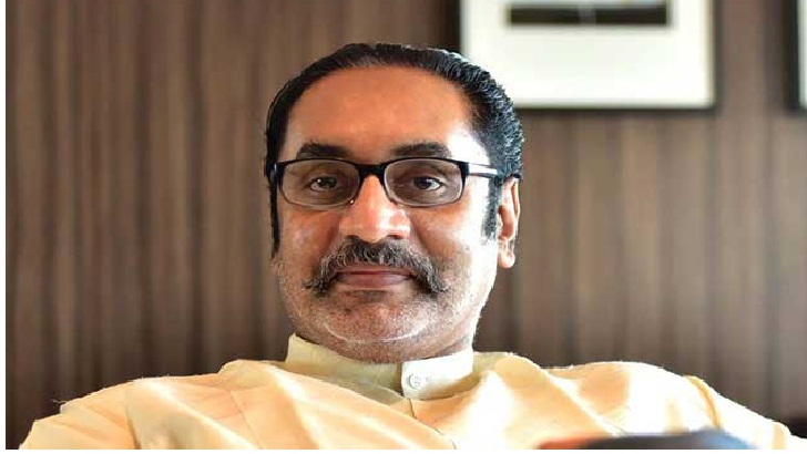 পিনাকী ভট্টাচার্যের বিরুদ্ধে প্যারিসে মামলা