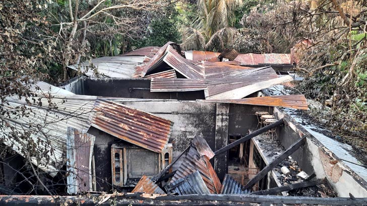 চান্দিনায় অগ্নিকাণ্ডে বসত ঘর পুড়ে ছাঁই