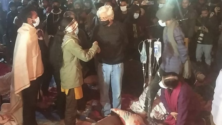 অনশনরত শিক্ষার্থীদের যা বললেন ড. জাফর ইকবাল