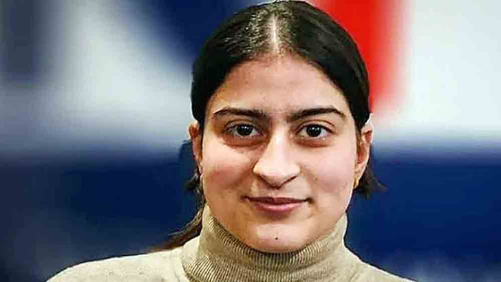 ৫০০ নম্বরের মধ্যে ৪৯৯ পেল কাশ্মীরের মেধাবী ছাত্রী