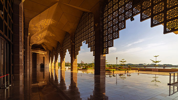 জীবন বদলে দেওয়া দুটি ঘটনা