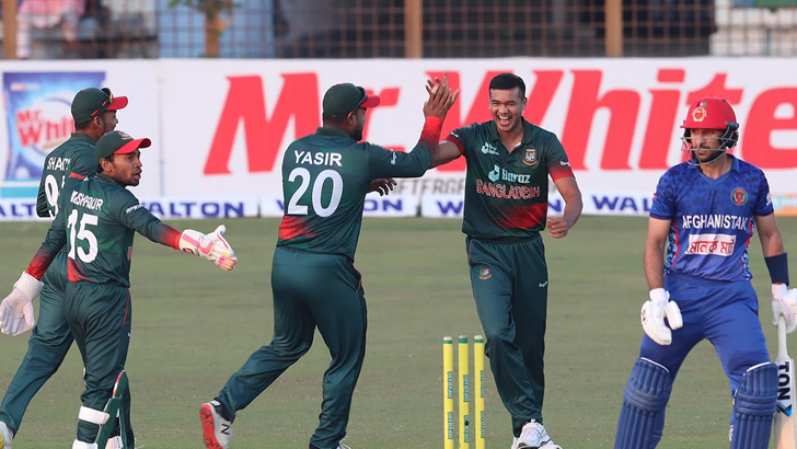 ৩ মার্চ: টিভিতে আজকের খেলা সূচি