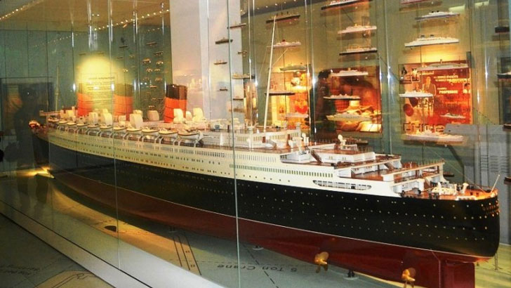 বিজ্ঞান জাদুঘরে ভাসল ‘টাইটানিক জাহাজ’