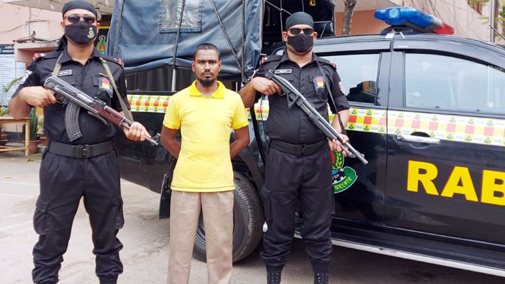 নববধূকে হত্যার পর আগুন ধরিয়ে দিয়ে নামাজে যান প্রবাসী