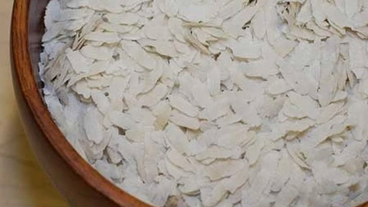 দেড় শতকের ঐতিহ্য কালিয়াকৈরের ‘ধনীর চিড়া’