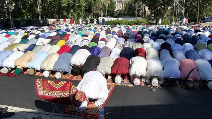 রোজা ও ঈদ আমাদের যে বার্তা দেয়