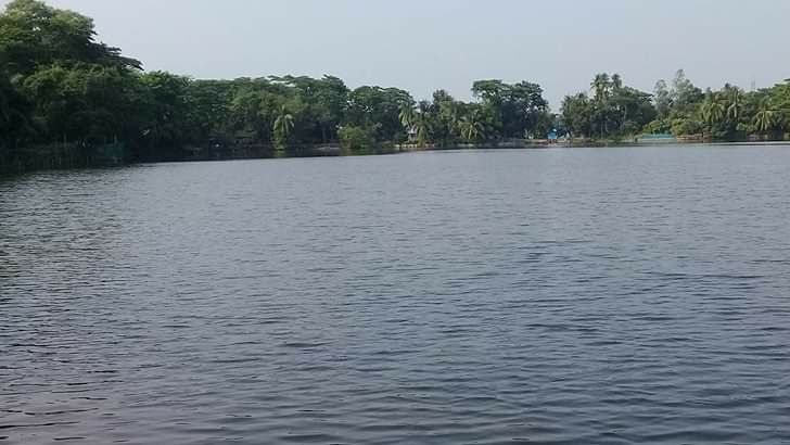 কর কমিশনারের পর দিঘিতে গোসলে নেমে আরেক ব্যক্তির মৃত্যু