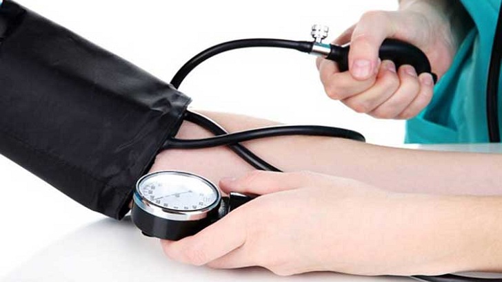 উচ্চ রক্তচাপ কেন হয়, কী করবেন? 