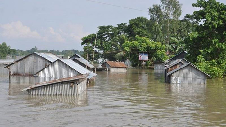 বন্যাদুর্গত এলাকায় ত্রাণ সংকট