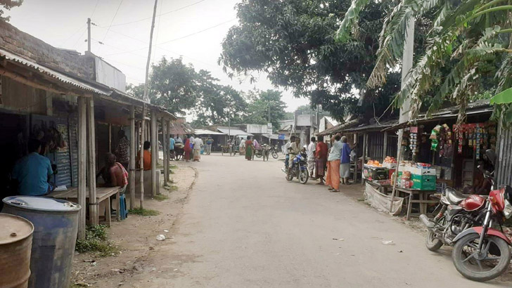 নৈশপ্রহরীকে বেঁধে রেখে ২২ দোকানে চুরি