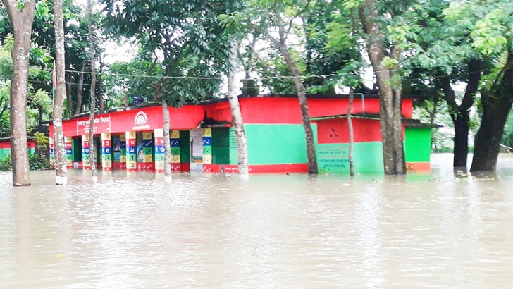 পানিবন্দি সরকারি প্রাথমিকে পাঠদান স্থগিত রাখার নির্দেশ