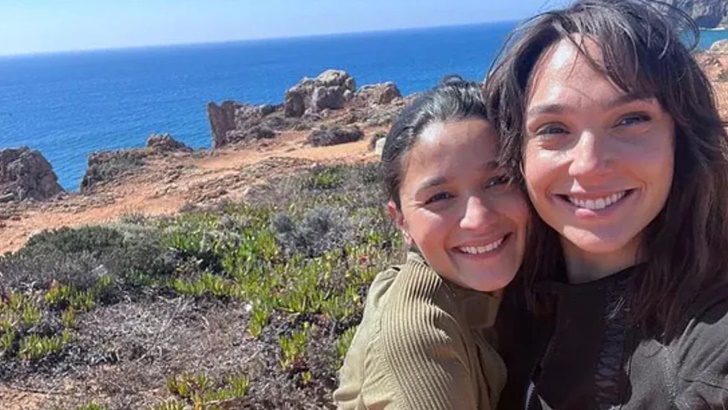 অন্তঃসত্ত্বা অবস্থায় হলিউডে প্রথম কাজের অভিজ্ঞতা জানালেন আলিয়া