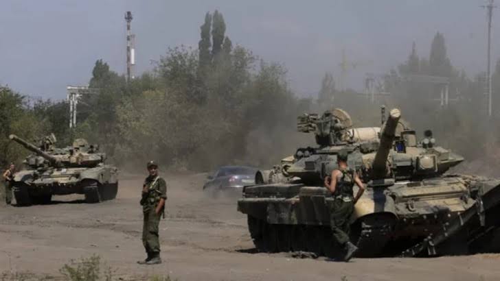 রাশিয়ার বিমান ঘাঁটির কাছে বিস্ফোরণের বিকট শব্দ