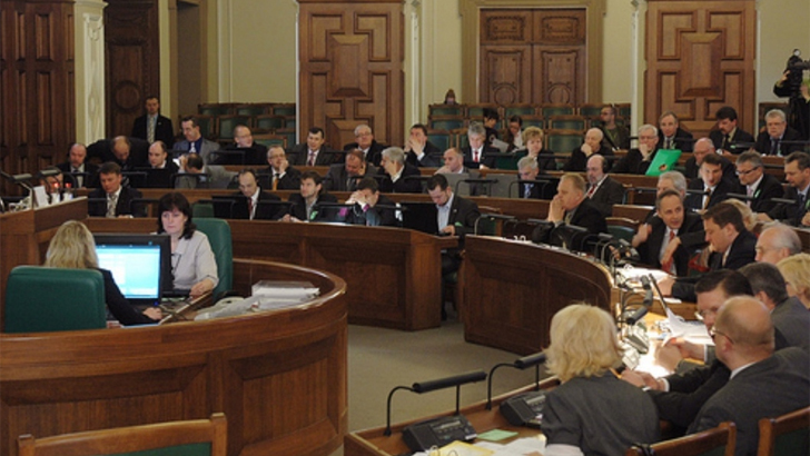 রাশিয়াকে নিয়ে যে ঘোষণা দিল ইউরোপের এই দেশের পার্লামেন্ট