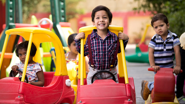 যেসব বিষয়ের উপর নির্ভর করে শিশুর উচ্চতা 
