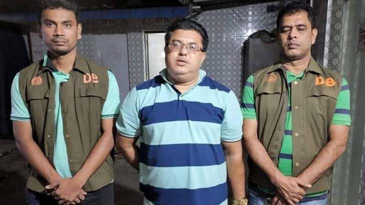 ১৬ মামলার পলাতক আসামি যুবলীগ নেতা গ্রেফতার