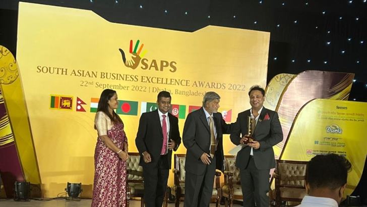 সাউথ এশিয়ান বিজনেস এক্সিলেন্স অ্যাওয়ার্ড পেল বাংলা কারস