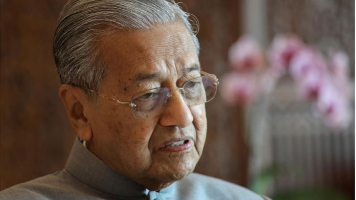 আবারও নির্বাচন করবেন ৯৭ বয়সি মাহাথির