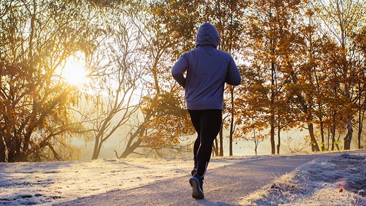 শীতে ব্যায়াম করছেন তো? জেনে নিন কিছু পরামর্শ