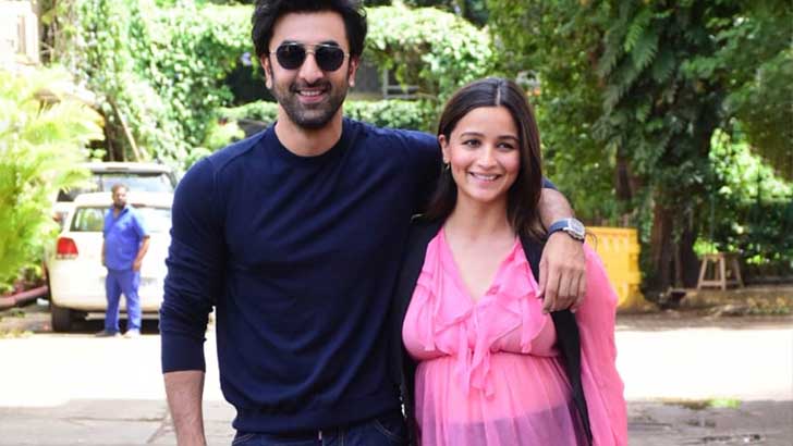 অবশেষে মেয়ের নাম প্রকাশ করলেন আলিয়া-রণবীর