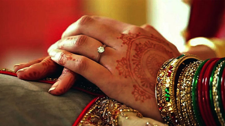 যে গ্রামের বধূরা শ্বশুরবাড়ি ছেড়ে পালাচ্ছেন 