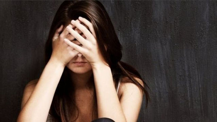 শীতের বিষণ্নতা দূর করবেন যেভাবে