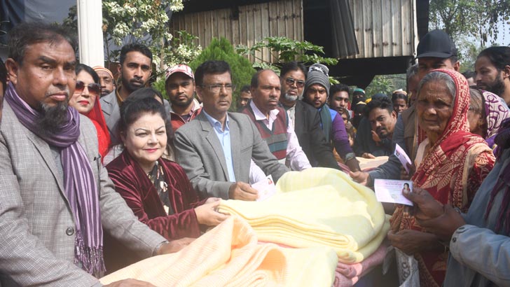 গণমানুষের পাশে থেকে আমাদের কাজ করতে হবে: সালমা ইসলাম এমপি