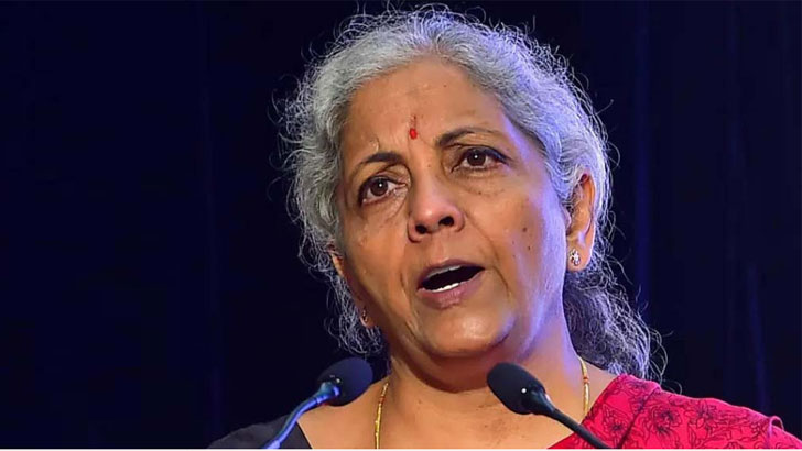 ভারতের অর্থমন্ত্রী সীতারমন অসুস্থ হয়ে হাসপাতালে