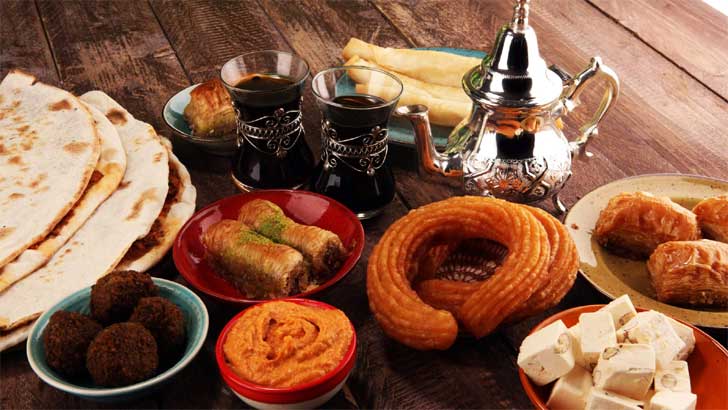 হালালকে হারাম বানানো জায়েজ নেই