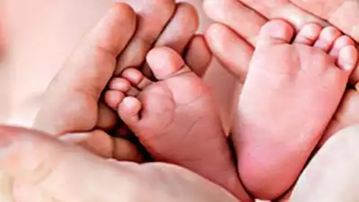 ৬ মাসেই শিশুর জন্ম, ওজন মাত্র ৪০০ গ্রাম 