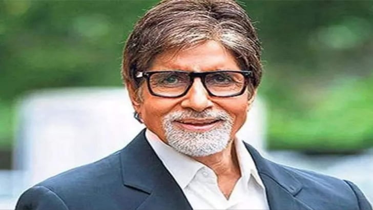 ভুল টুইট করে ক্ষমা চাইলেন অমিতাভ বচ্চন