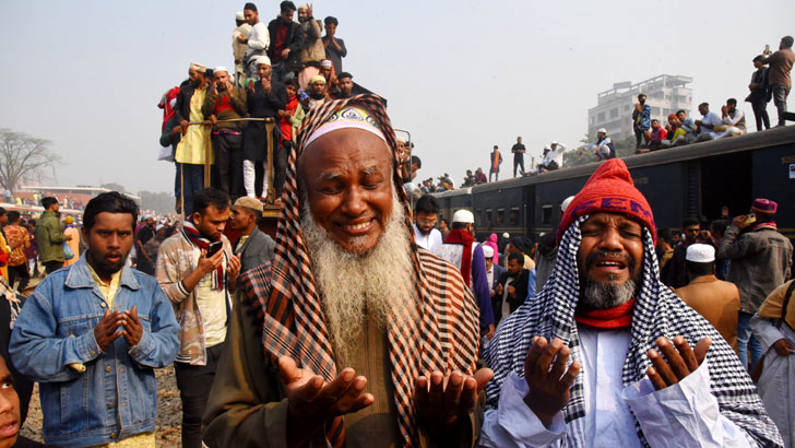 ইজতেমার প্রথম পর্বের মোনাজাতে যা বলা হলো