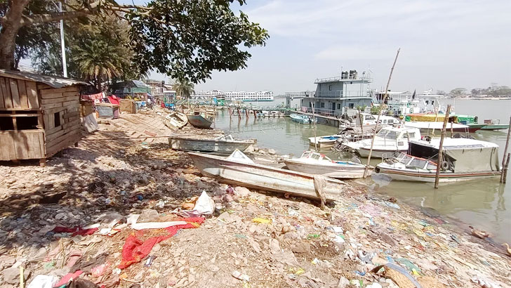 কীর্তনখোলায় দখলদারদের মচ্ছব