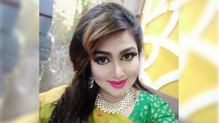 বিয়ে করেছেন চিত্রনায়িকা একা