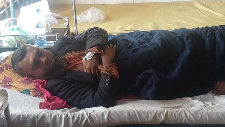 কুড়িগ্রামে স্কুল সভাপতিকে পেটালেন প্রধান শিক্ষক