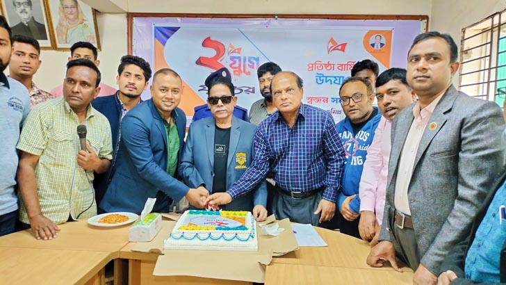 যুগান্তর কখনো অন্যায়ের কাছে মাথা নত করে না: কুসিক মেয়র