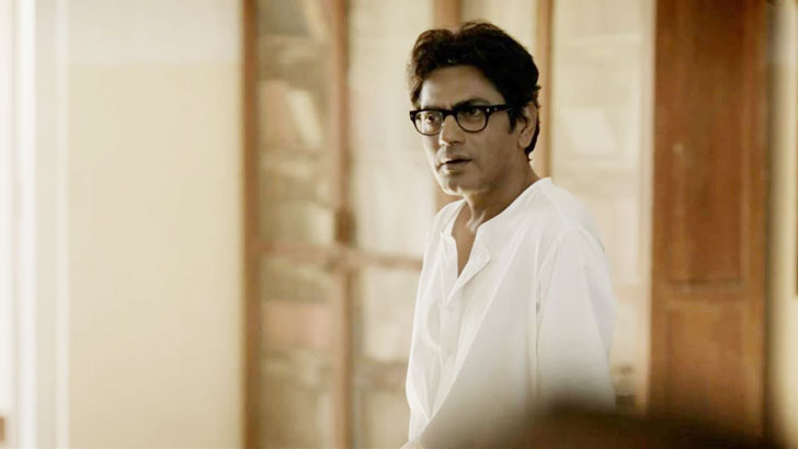 স্ত্রীকে শৌচাগারে যেতে দেন না নওয়াজ!