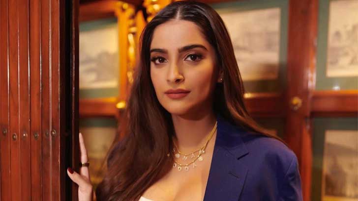যে কারণে সোনমের সিনেমা কিনতে চাচ্ছে না কেউ!