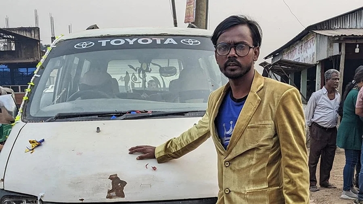 সেই গাড়ি অ্যাম্বুলেন্স বানিয়ে যেখানে রাখতে চান হিরো আলম