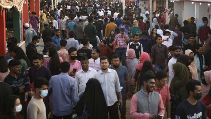 বইমেলায় প্রচুর বই চাই শিশুদের জন্য