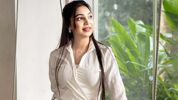 ওদের উদ্দেশ্য অসৎ, আমি মানসিকভাবে ভেঙে পড়েছি: প্রভা