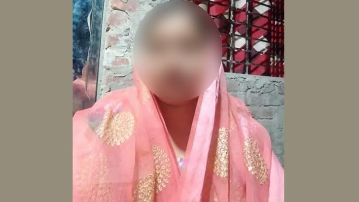 আলোচিত গণধর্ষণ মামলার বাদী সেই রুনা গ্রেফতার