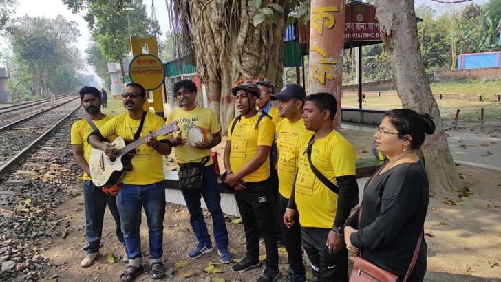 শহিদদের শ্রদ্ধা জানিয়ে ফিরে গেল ভারতীয় মৈত্রী সাইকেল র‌্যালির সদস্যরা