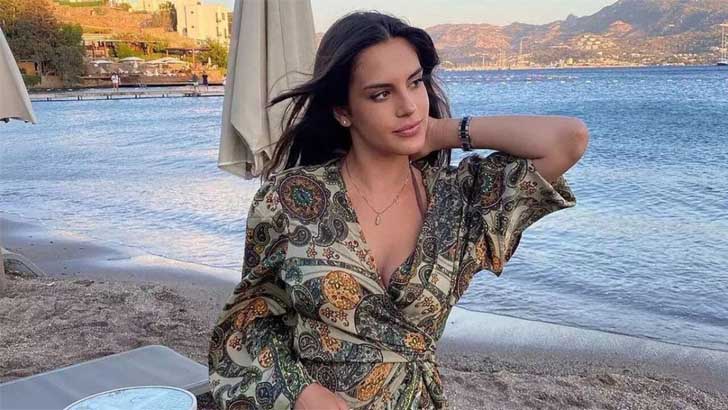 সামাজিক মাধ্যমে ঝড় তোলা কে এই  মারিয়া?