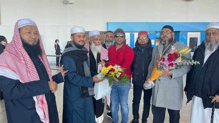 যুক্তরাষ্ট্রে তারাবি পড়াবেন বিশ্বজয়ী হাফেজ নাজমুস সাকিব