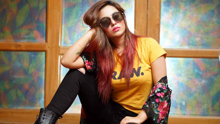 আবারও আলোচনায় তমা মির্জা
