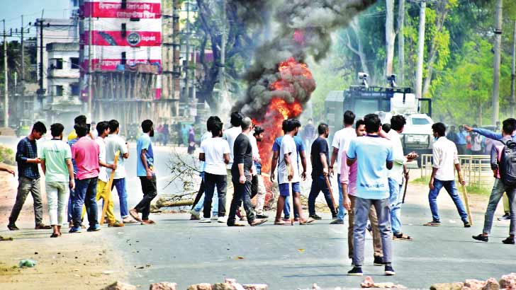 গাফিলতির দায় নিচ্ছেন না কেউ