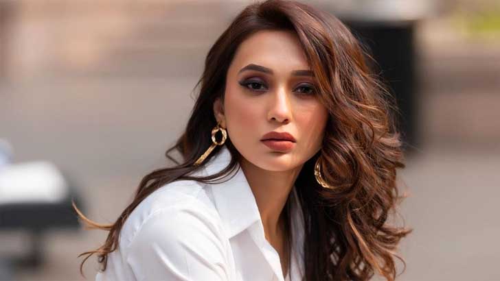 প্রেম করতে গেলে ওসব করতে হবে নাকি: মিমি