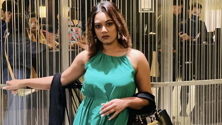 যে কারণে দুবাই গিয়েও আরাভ খানের সেই অনুষ্ঠানে ছিলেন না দীঘি